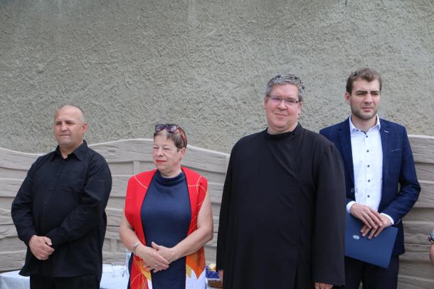Bodnár Dániel görögkatolikus parókus és Tóth Melinda evangélikus lelkész is áldást mondott az eseményen.