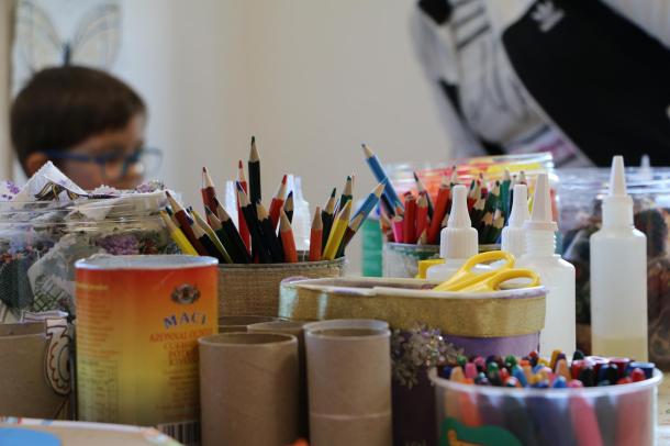 A Kézműves Házban kreatív foglalkozásokon vehetnek részt a gyermekcsoportok.