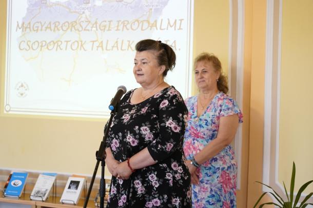 Miskolcról és Debrecenből érkező irodalmi csoportok is bemutatkoztak műveikkel.
