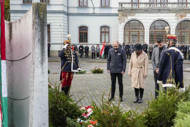 A Fidelitas Ózdi Szervezete tisztelgett 56 hőseinek emléke előtt.